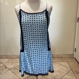 Women's dress shirt size small